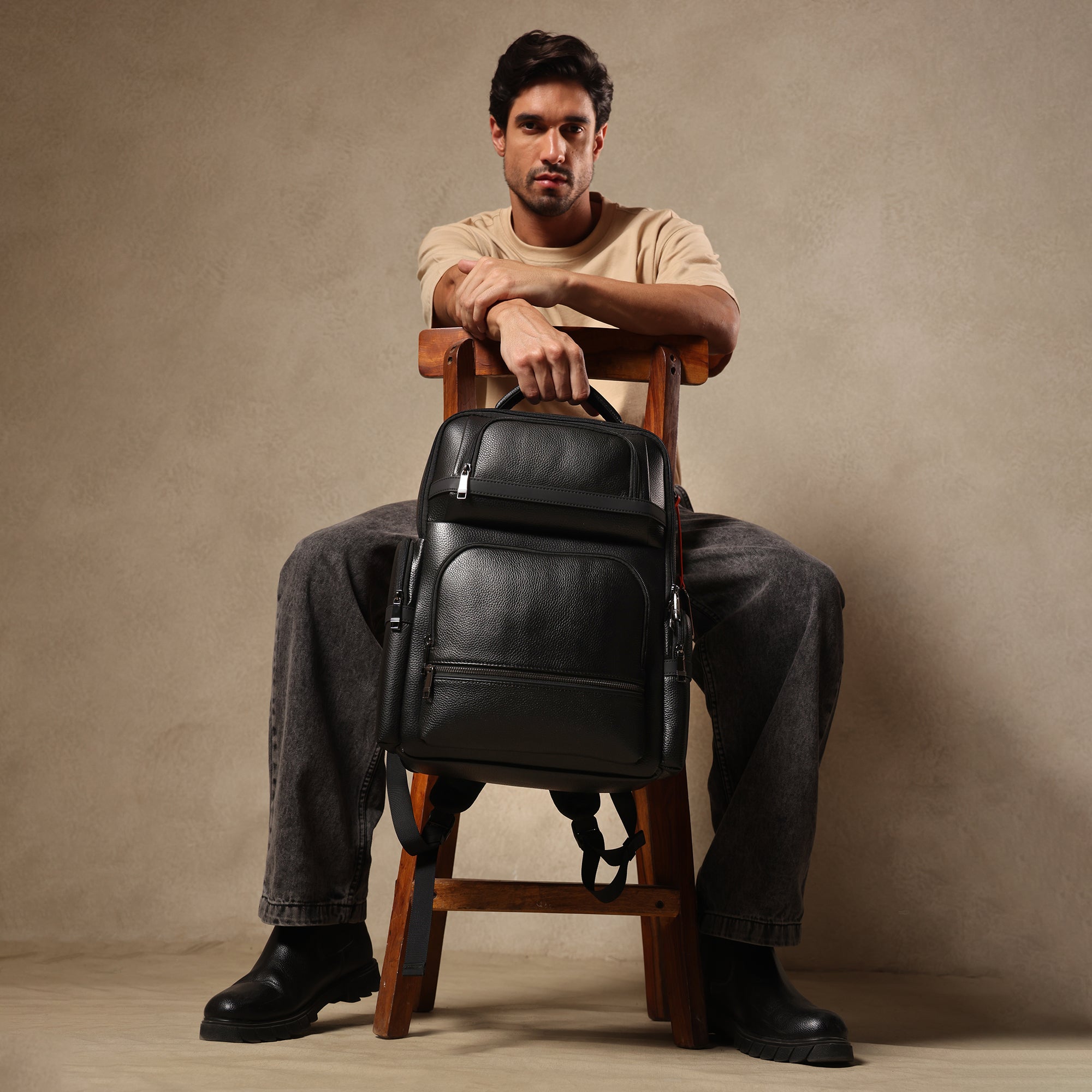 Kael West | The Sovereign Genuine Leather Power-Pack