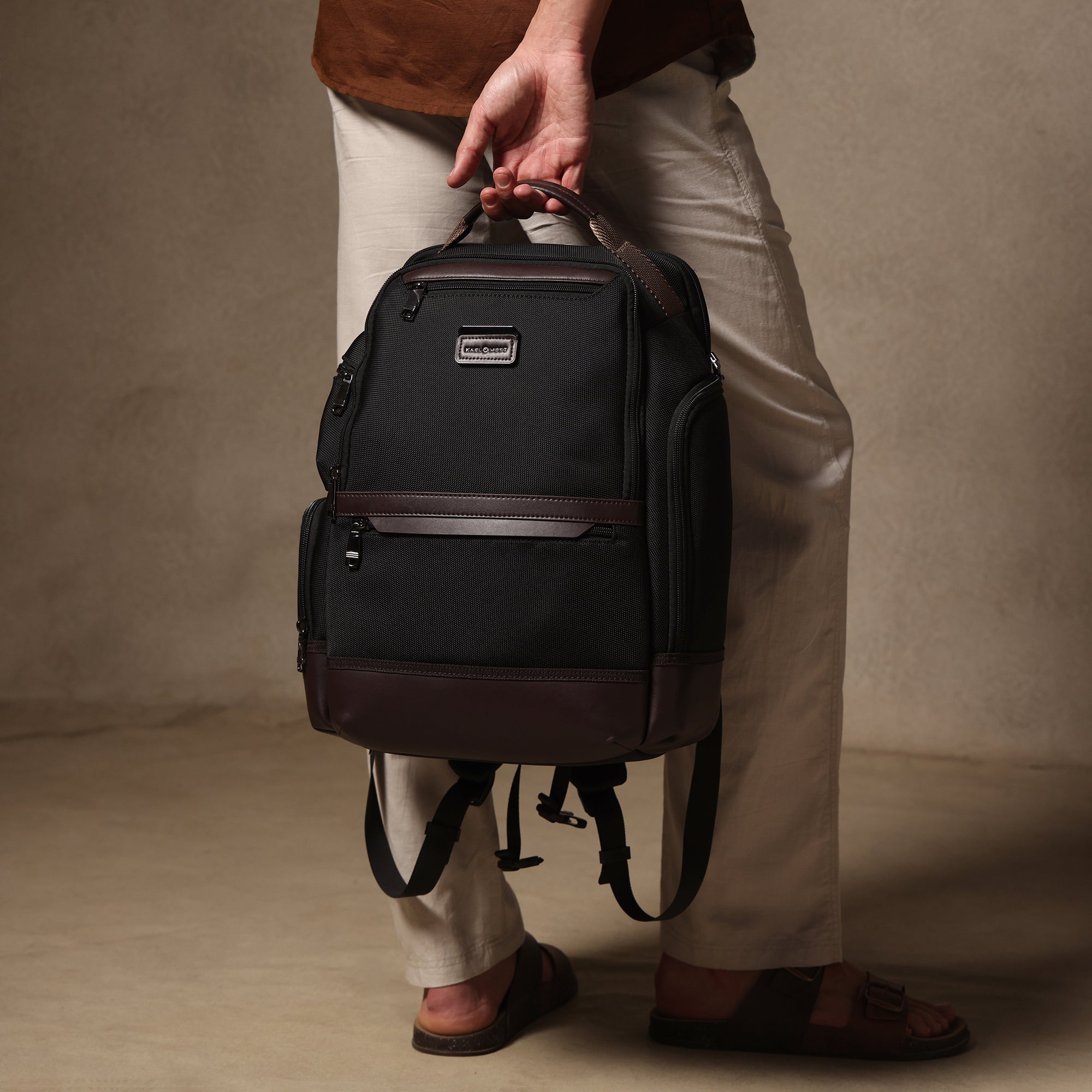 Kael West | The Hyperion Executive Voyager