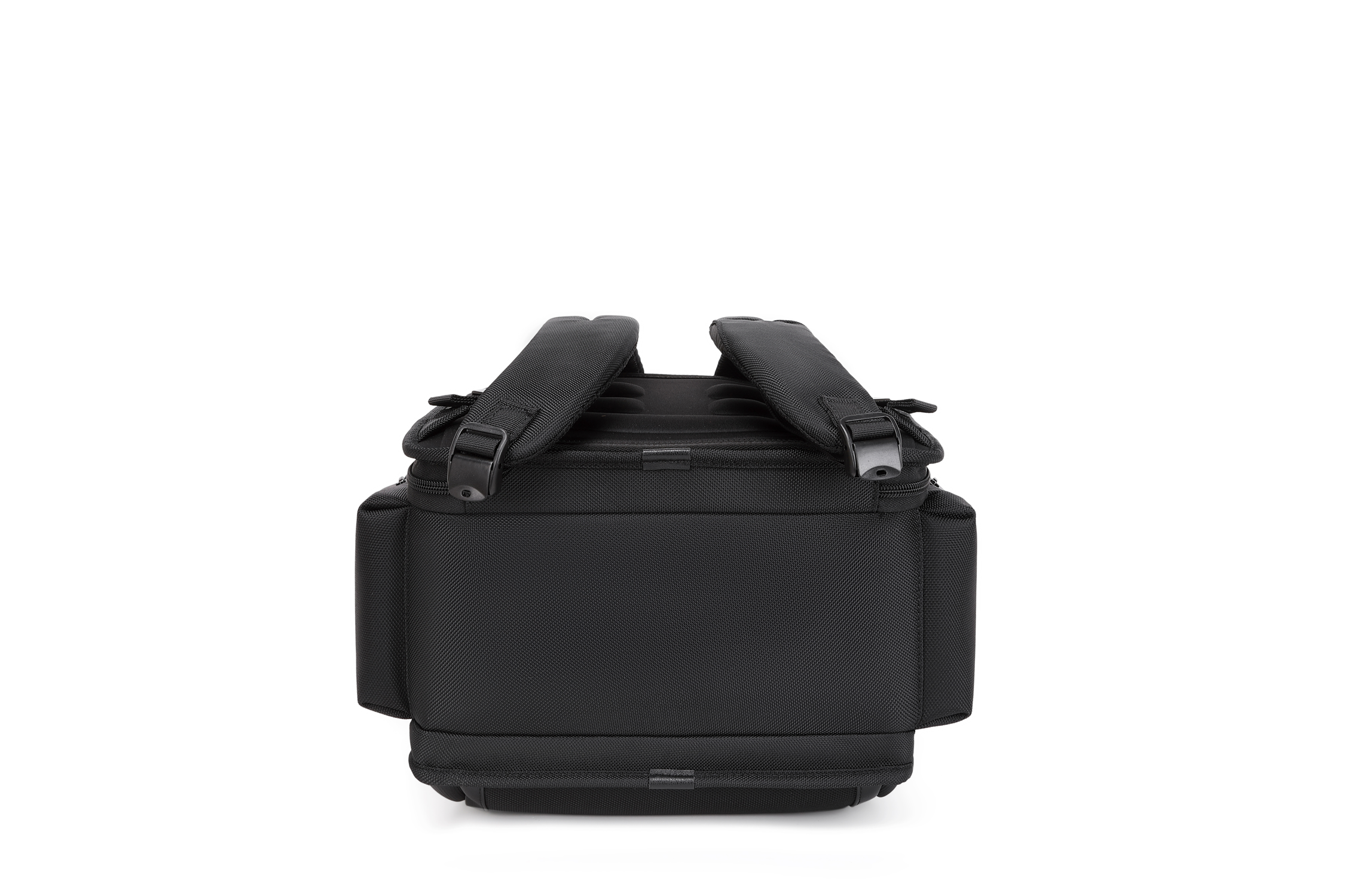 Kael West | The Apex 24L Executive Backpack