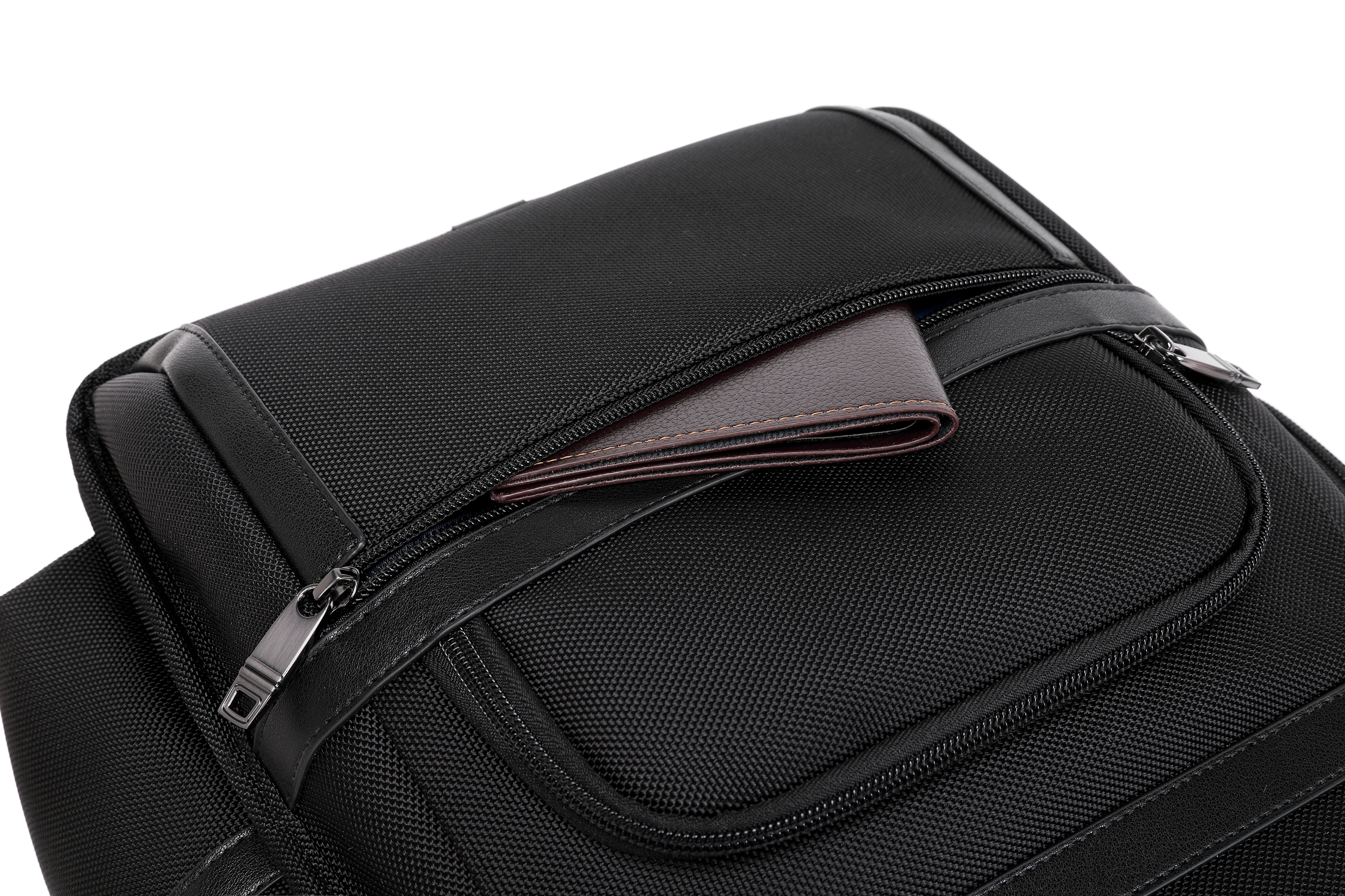 Kael West | The Apex 24L Executive Backpack