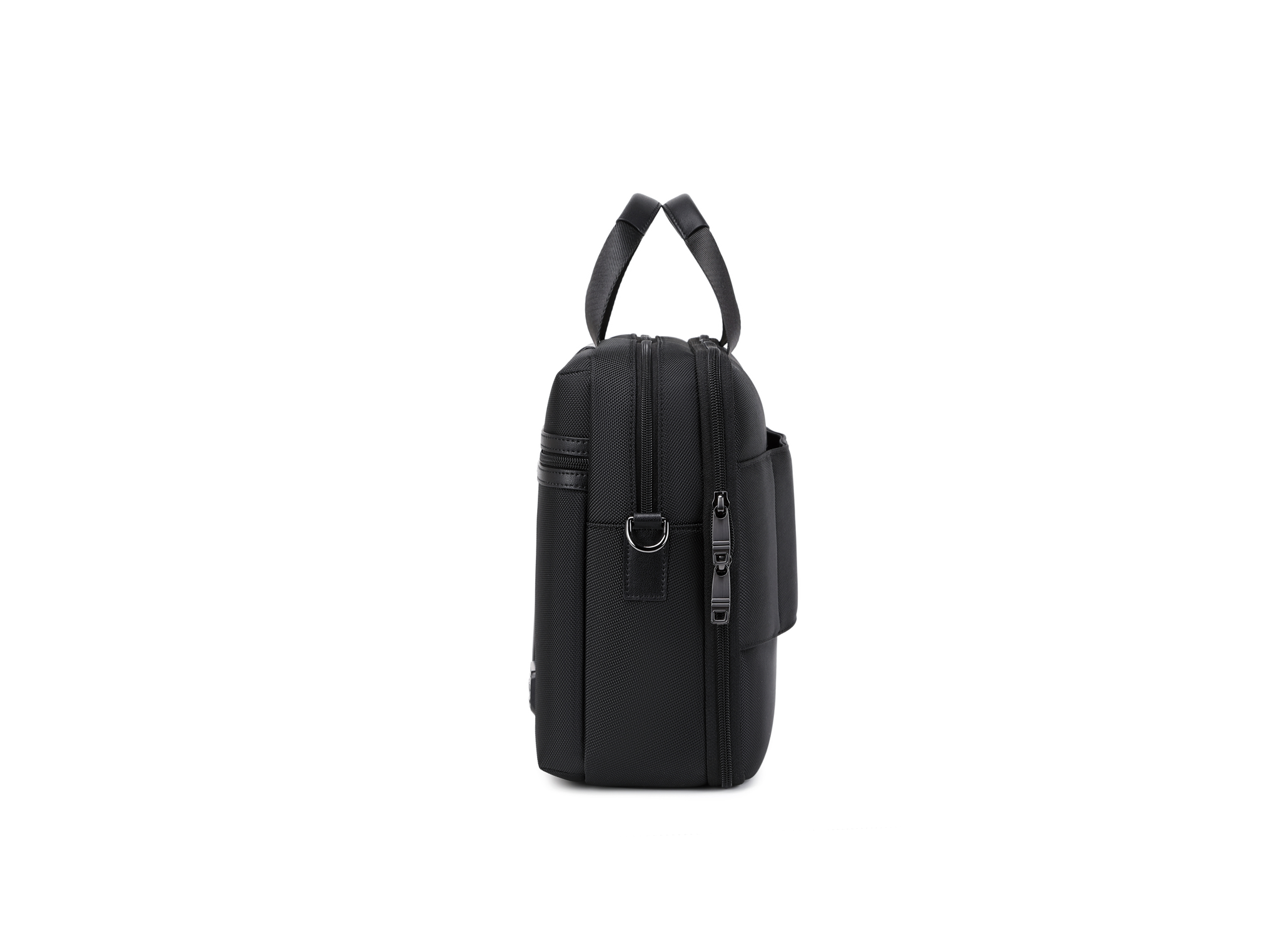 Kael West | The Vanguard 16" Waterproof Briefcase